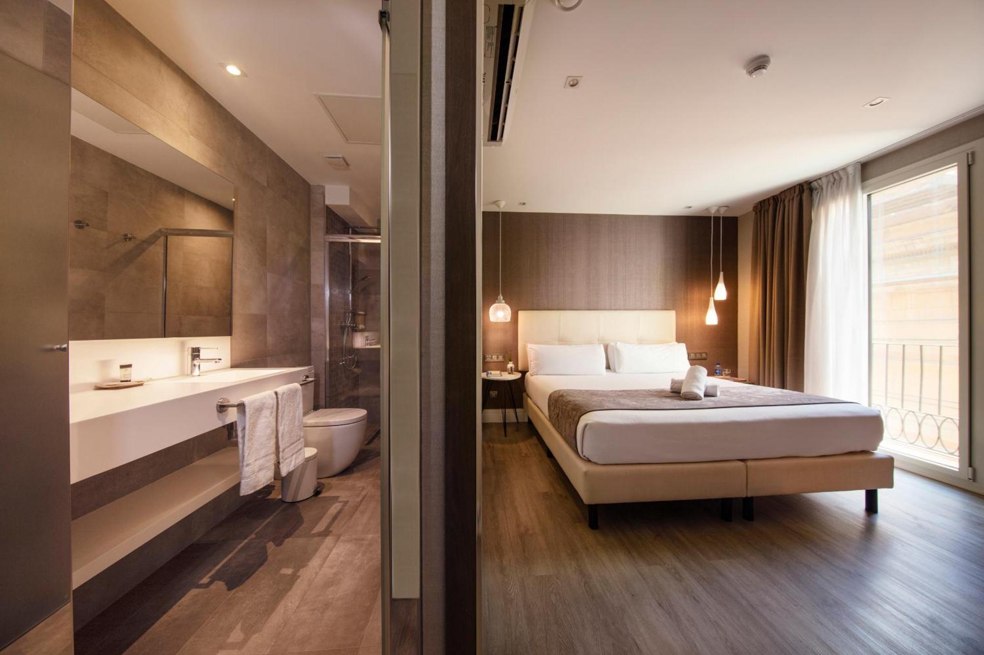 Hotel Oasis Barcelona Exterior photo