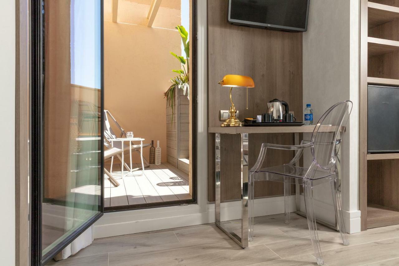 Hotel Oasis Barcelona Exterior photo
