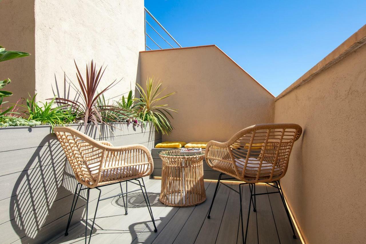 Hotel Oasis Barcelona Exterior photo